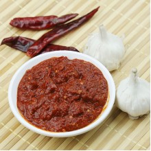 Kolhapuri Jhanjhanit Thecha Hot Redchilly Chutney